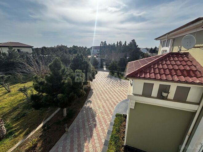 5 otaqlı həyət evi/bağ evi - Şüvəlan q. - 300 m² (30)