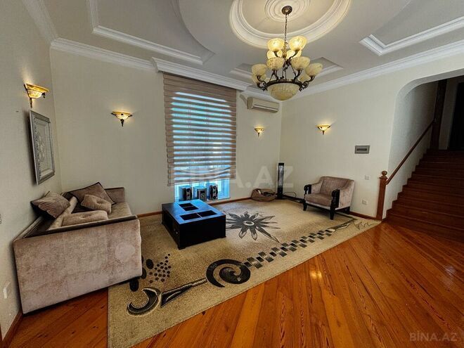 5 otaqlı həyət evi/bağ evi - Şüvəlan q. - 300 m² (21)