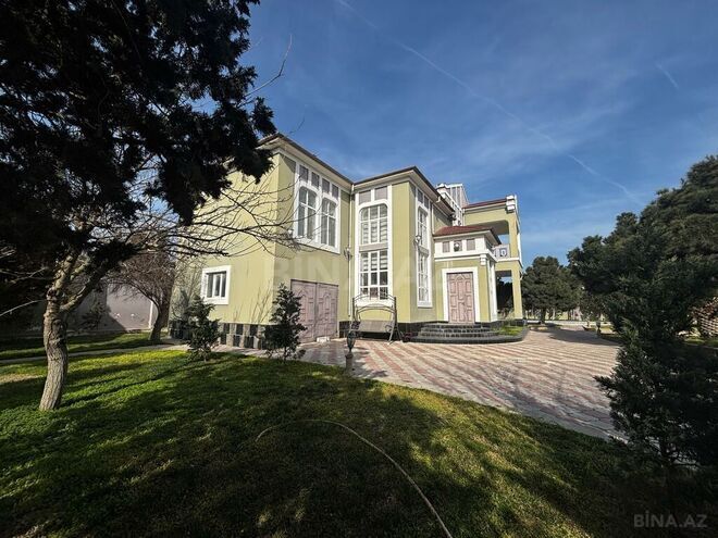 5 otaqlı həyət evi/bağ evi - Şüvəlan q. - 300 m² (1)