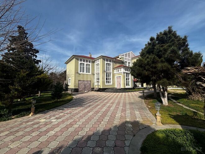 5 otaqlı həyət evi/bağ evi - Şüvəlan q. - 300 m² (2)