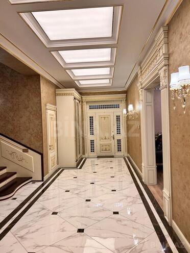8-комн. дом/дача - пос. Новханы - 500 м² (23)