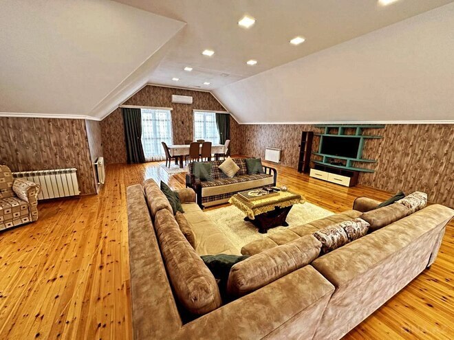 4 otaqlı həyət evi/bağ evi - Qəbələ - 270 m² (16)
