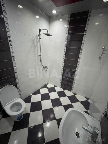 6 otaqlı həyət evi/bağ evi - Novxanı q. - 300 m² (21)