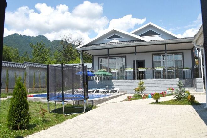 4 otaqlı həyət evi/bağ evi - Qəbələ - 120 m² (2)