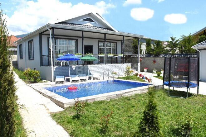 4 otaqlı həyət evi/bağ evi - Qəbələ - 120 m² (1)