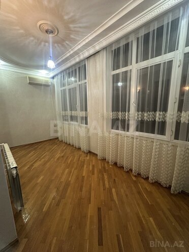 3 otaqlı köhnə tikili - Nizami r. - 75 m² (1)