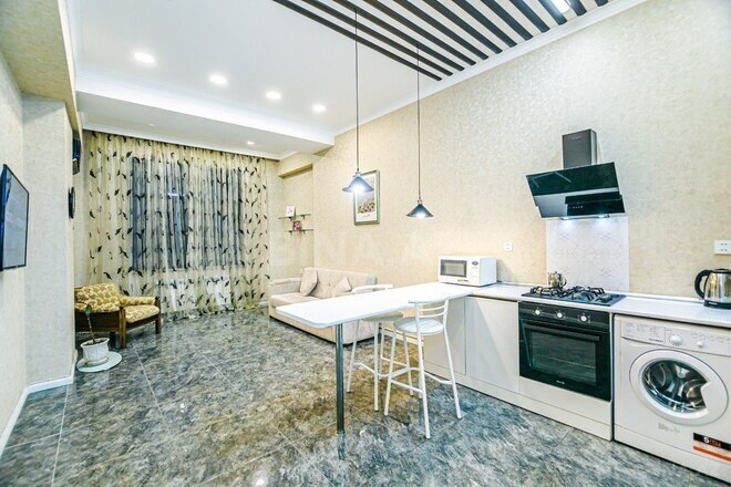 2-комн. новостройка - м. 28 мая - 80 м² (6)