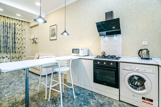 2-комн. новостройка - м. 28 мая - 80 м² (14)