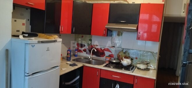 2 otaqlı köhnə tikili - Qaraçuxur q. - 60 m² (3)
