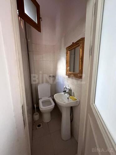 Satılır 5 otaqlı köhnə tikili 190 m², İçəri Şəhər m., photo 26 from 32