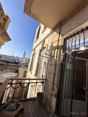Satılır 5 otaqlı köhnə tikili 190 m², İçəri Şəhər m., photo 27 from 32