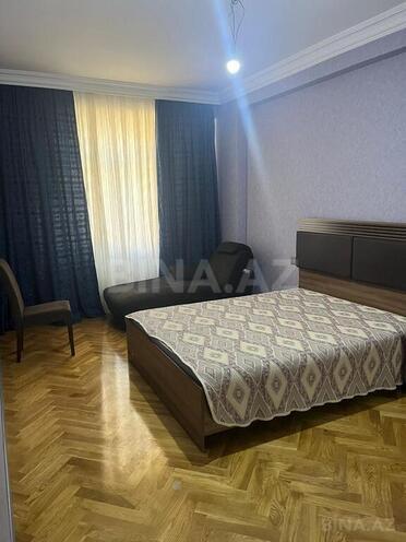 3-комн. новостройка - м. 28 мая - 120 м² (12)