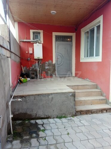 3 otaqlı həyət evi/bağ evi - Saray q. - 70 m² (1)