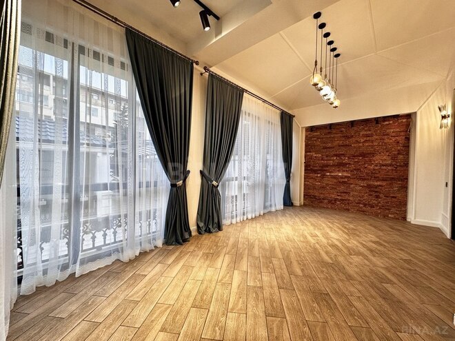 7 otaqlı həyət evi/bağ evi - Köhnə Günəşli q. - 360 m² (29)