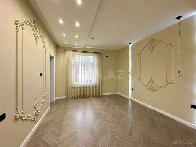 7 otaqlı həyət evi/bağ evi - Bakıxanov q. - 350 m² (16)