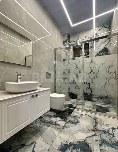 7 otaqlı həyət evi/bağ evi - Bakıxanov q. - 350 m² (29)