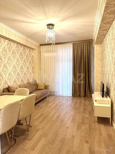 Продаётся 2-комн. новостройка 65 м², м. Гянджлик, photo 1 from 13