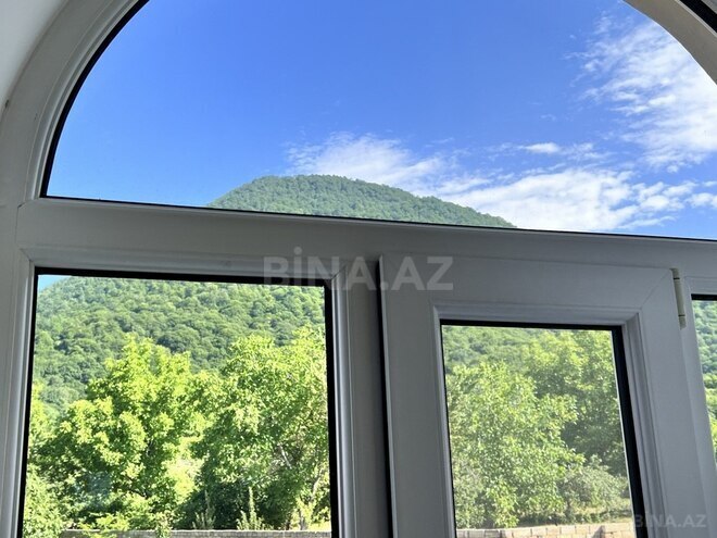 5 otaqlı həyət evi/bağ evi - Qəbələ - 200 m² (16)