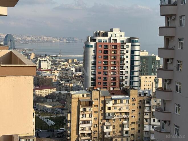 4 otaqlı yeni tikili - Elmlər Akademiyası m. - 135 m² (1)