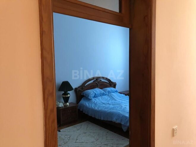6 otaqlı həyət evi/bağ evi - Novxanı q. - 200 m² (12)