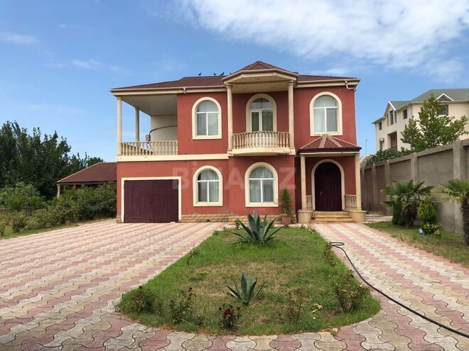 6 otaqlı həyət evi/bağ evi - Novxanı q. - 200 m² (1)