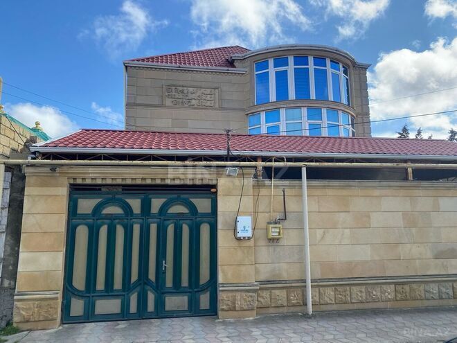 6 otaqlı həyət evi/bağ evi - Novxanı q. - 300 m² (2)