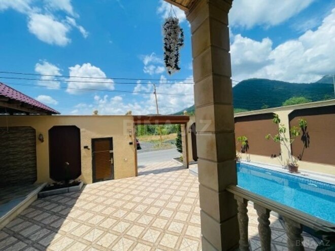 5 otaqlı həyət evi/bağ evi - Qəbələ - 200 m² (2)