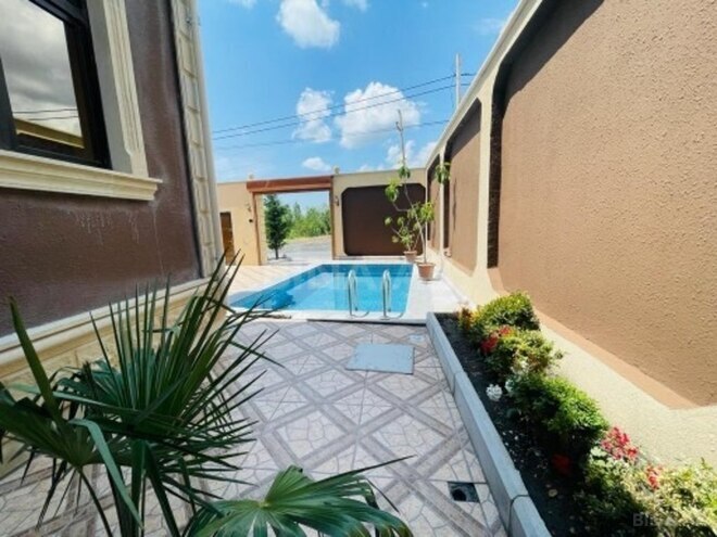 5 otaqlı həyət evi/bağ evi - Qəbələ - 200 m² (17)