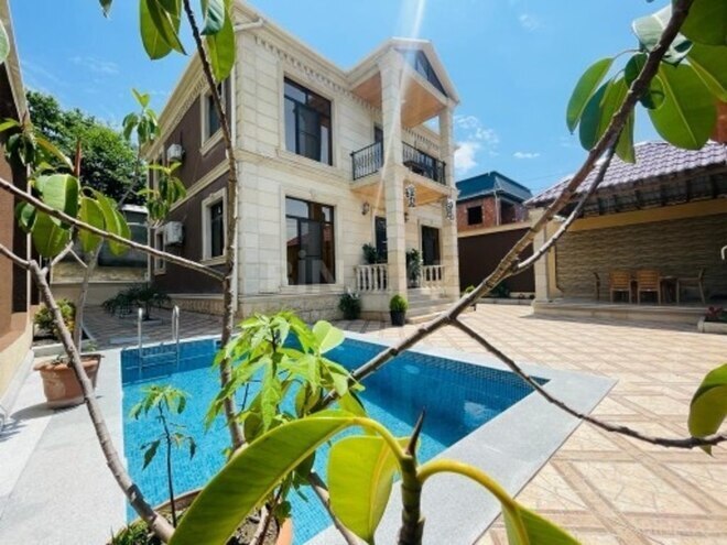 5 otaqlı həyət evi/bağ evi - Qəbələ - 200 m² (1)