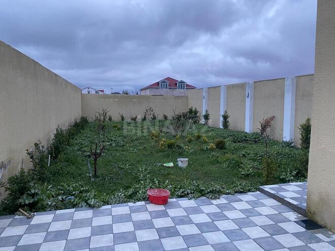 4 otaqlı həyət evi/bağ evi - Novxanı q. - 120 m² (21)