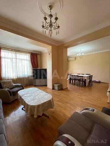 6 otaqlı köhnə tikili - Elmlər Akademiyası m. - 190 m² (2)