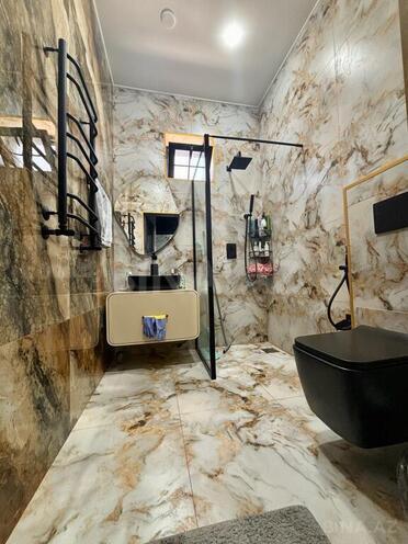 6 otaqlı həyət evi/bağ evi - Şüvəlan q. - 250 m² (17)