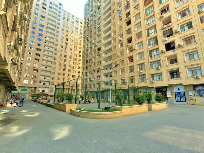 4 otaqlı yeni tikili - İnşaatçılar m. - 141 m² (1)