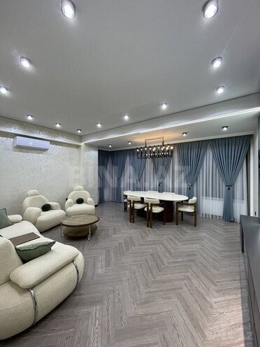 3 otaqlı yeni tikili - Elmlər Akademiyası m. - 131 m² (1)