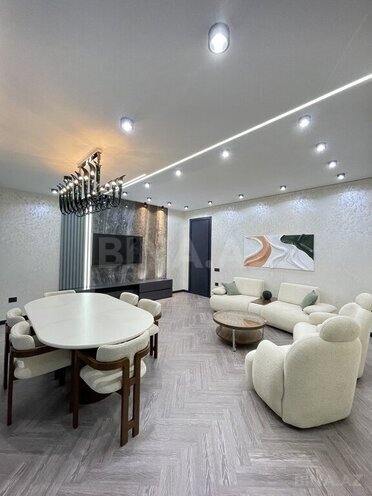 3 otaqlı yeni tikili - Elmlər Akademiyası m. - 131 m² (2)