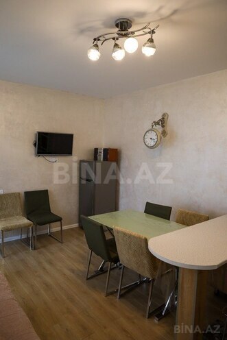 6 otaqlı həyət evi/bağ evi - Qusar - 200 m² (11)
