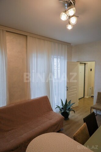 6 otaqlı həyət evi/bağ evi - Qusar - 200 m² (10)