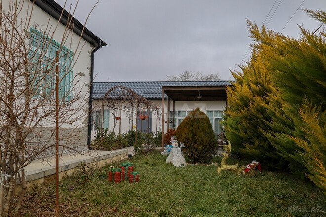 6 otaqlı həyət evi/bağ evi - Qusar - 200 m² (7)