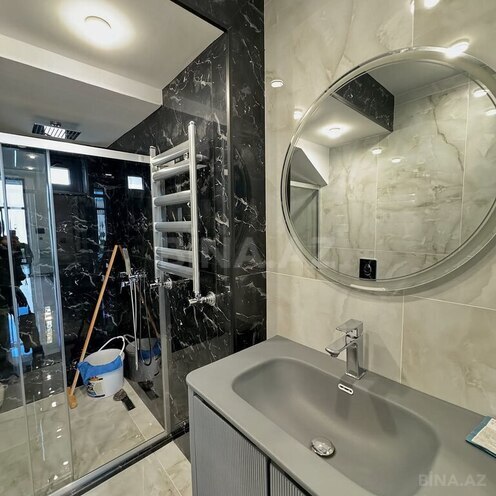 6 otaqlı həyət evi/bağ evi - Şüvəlan q. - 225 m² (12)