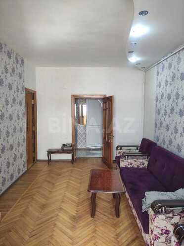 3-комн. вторичка - м. 28 мая - 65 м² (2)