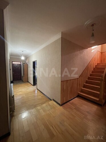 6 otaqlı həyət evi/bağ evi - Bülbülə q. - 288 m² (25)