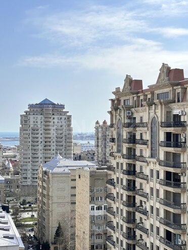 3-комн. новостройка - м. Низами - 147 м² (27)