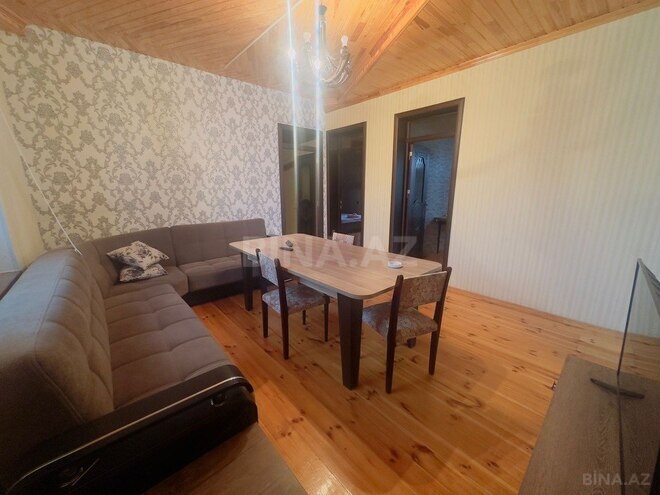 5 otaqlı həyət evi/bağ evi - Qəbələ - 220 m² (8)