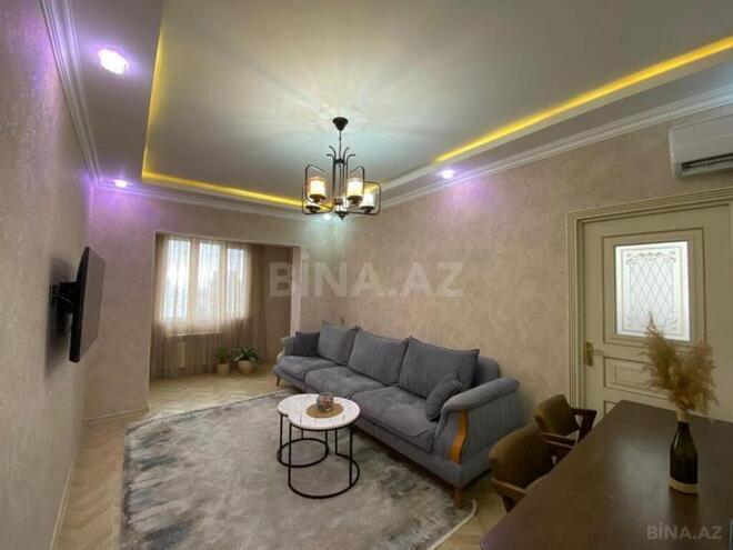 2 otaqlı köhnə tikili - Memar Əcəmi m. - 70 m² (1)