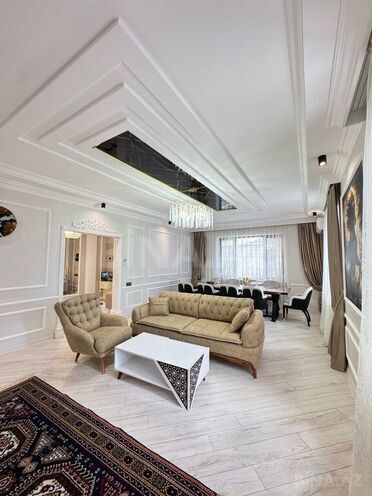 6 otaqlı həyət evi/bağ evi - Şüvəlan q. - 500 m² (12)