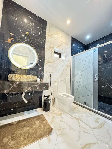 6 otaqlı həyət evi/bağ evi - Şüvəlan q. - 500 m² (28)