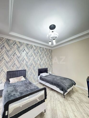 5 otaqlı həyət evi/bağ evi - Şüvəlan q. - 300 m² (16)