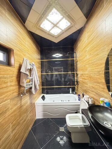 5 otaqlı həyət evi/bağ evi - Şüvəlan q. - 300 m² (18)