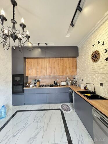 5 otaqlı həyət evi/bağ evi - Şüvəlan q. - 300 m² (13)