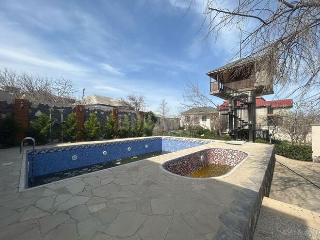7 otaqlı həyət evi/bağ evi - Binəqədi q. - 200 m² (9)